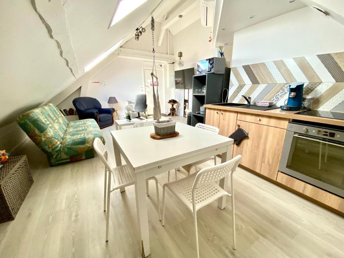 Appartement Vue Sur Les Etoiles Charleville-Mézières Exteriör bild